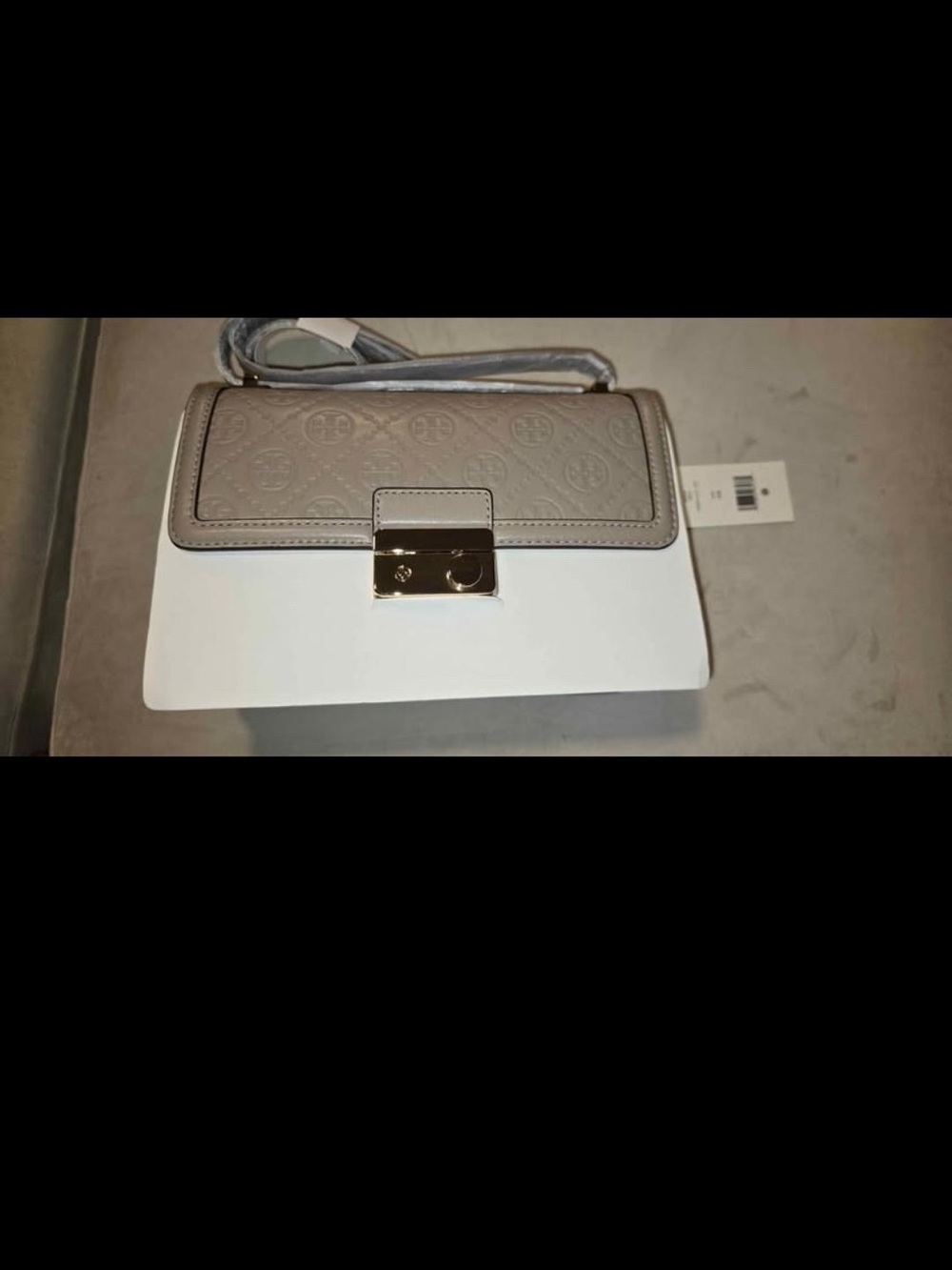 NWT Tory Burch T Monogram leather shoulder bag with dust bag - Picture 9 of 10